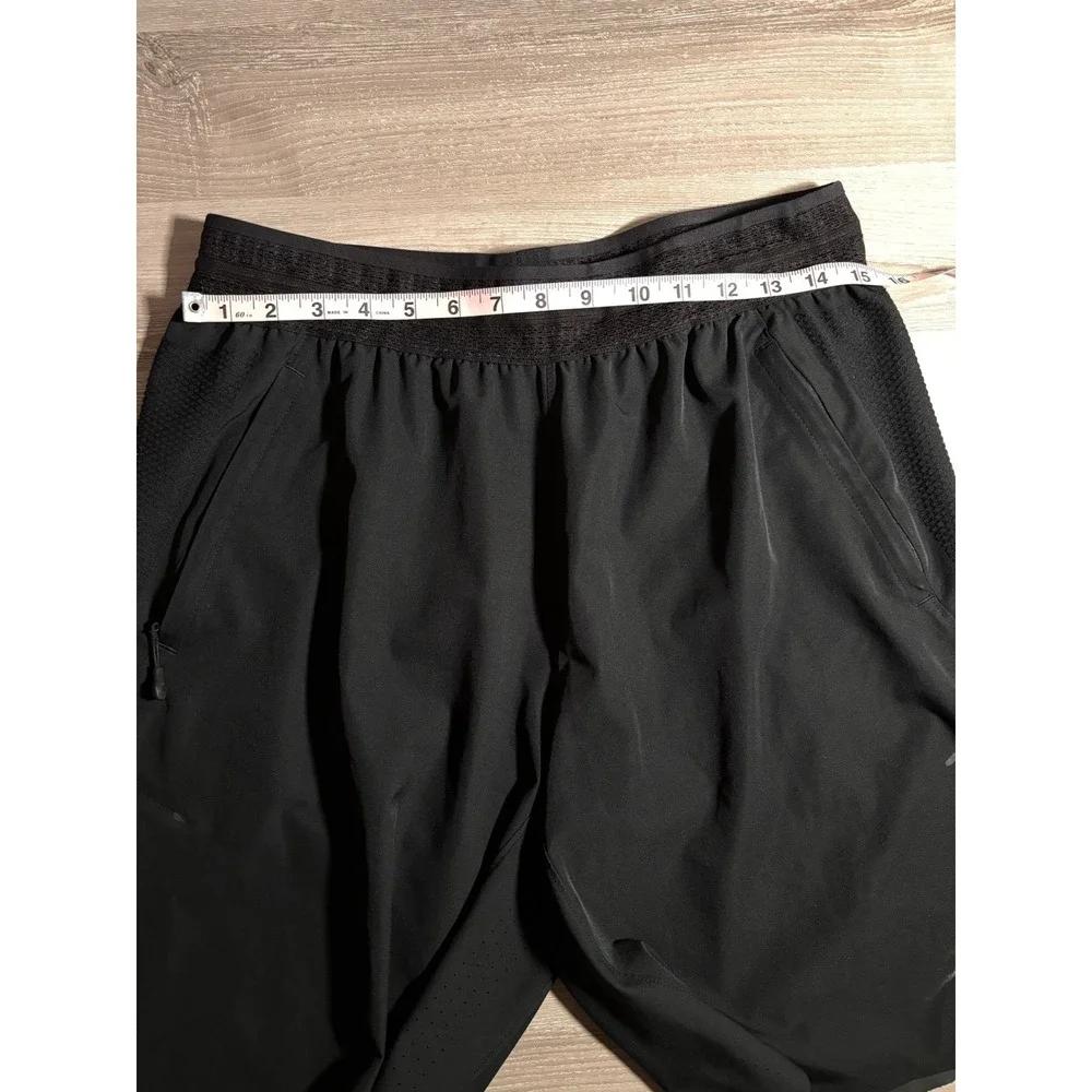 Jordan Mens L Athletic Basketball Shorts Zipper Pockets Mesh Panels Activewear